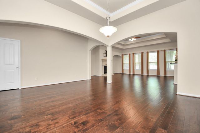 1122 Boxwood Place, Friendswood, TX 77546