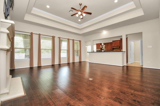 1122 Boxwood Place, Friendswood, TX 77546