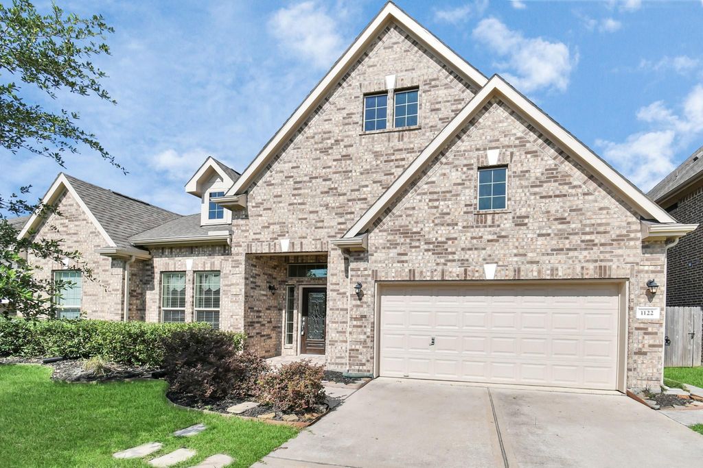 1122 Boxwood Place, Friendswood, TX 77546