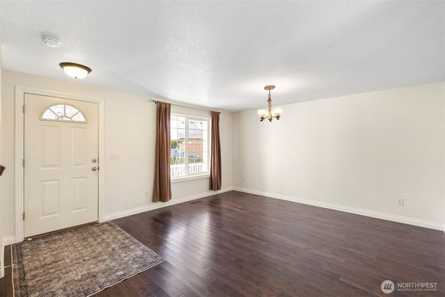 18703 SE 19th Way, Vancouver, WA 98683