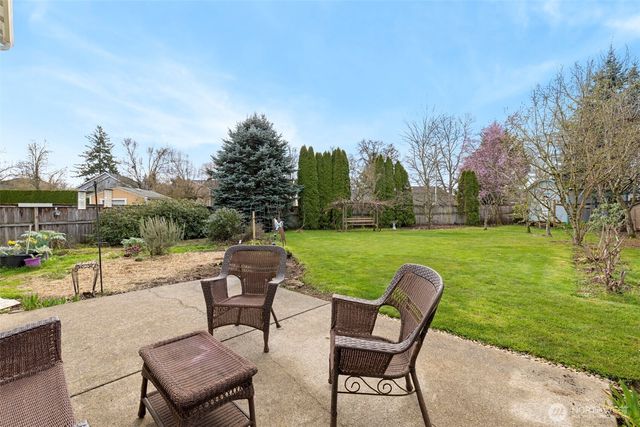 18703 SE 19th Way, Vancouver, WA 98683