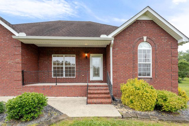 104 Redbud Dr, Shelbyville, TN 37160