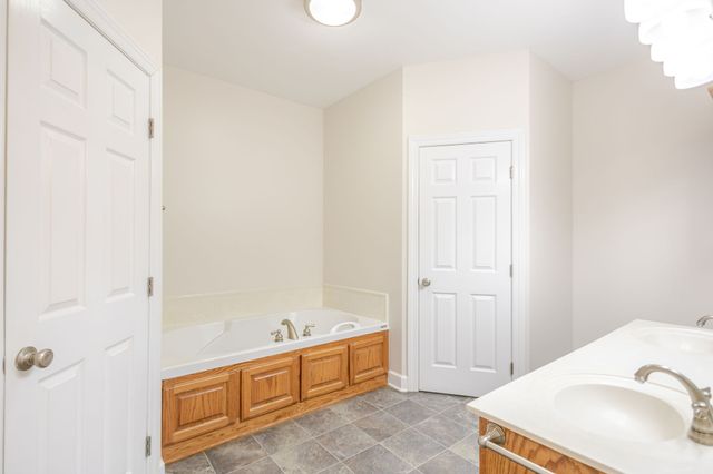104 Redbud Dr, Shelbyville, TN 37160