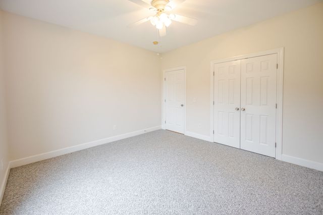 104 Redbud Dr, Shelbyville, TN 37160
