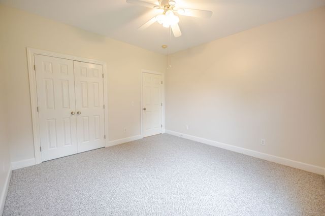 104 Redbud Dr, Shelbyville, TN 37160
