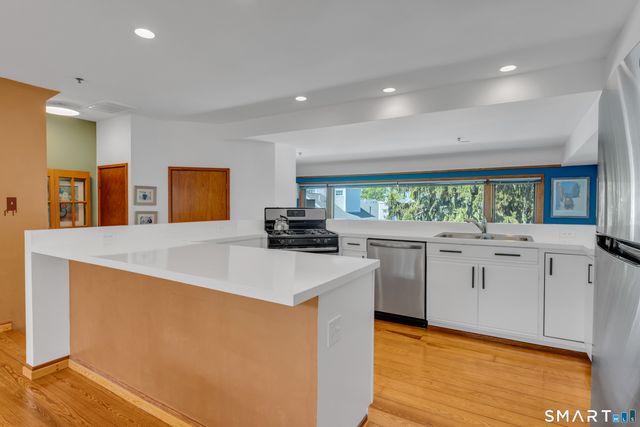 446 Whitfield Street C, Guilford, CT 06437