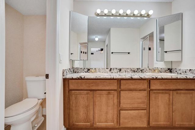 973 Springdale Circle 97-C, Palm Springs, FL 33461