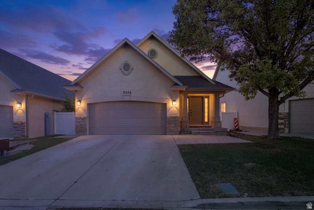 3528 W PLYMOUTH ROCK CV, Lehi, UT 84043