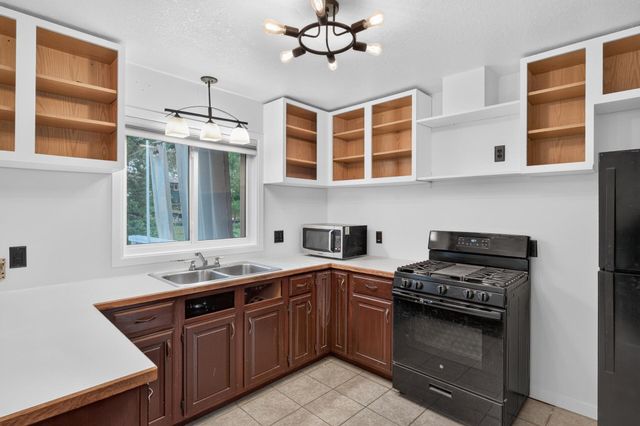 19205 Yale Street NW, Elk River, MN 55330
