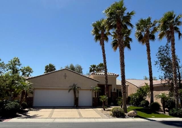 81083 Avenida Tres Lagunas, Indio, CA 92203
