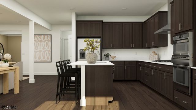 83 Ventura Dr 67, East Hanover Twp., NJ 07932