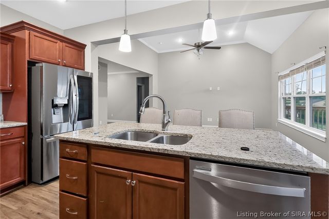 7012 Patriot Court, Charlestown, IN 47111