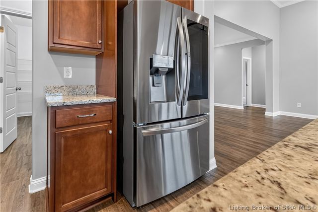 7012 Patriot Court, Charlestown, IN 47111