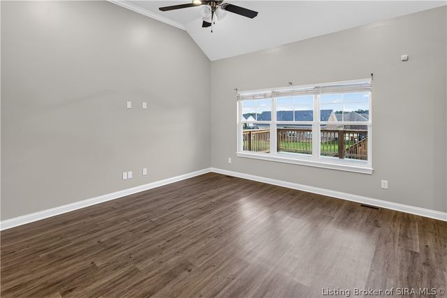7012 Patriot Court, Charlestown, IN 47111