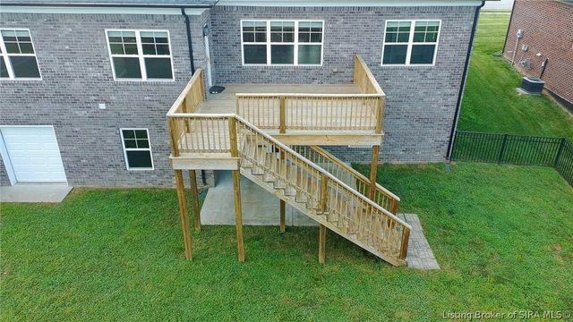 7012 Patriot Court, Charlestown, IN 47111