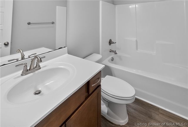 7012 Patriot Court, Charlestown, IN 47111