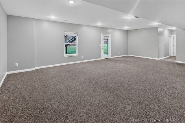 7012 Patriot Court, Charlestown, IN 47111