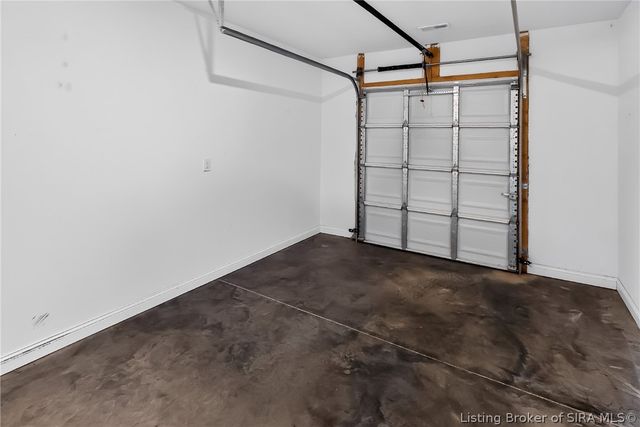7012 Patriot Court, Charlestown, IN 47111
