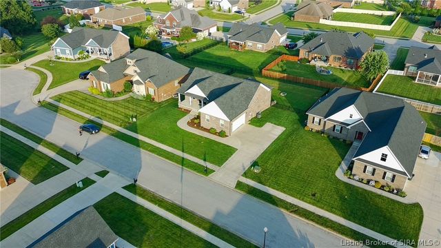 7012 Patriot Court, Charlestown, IN 47111