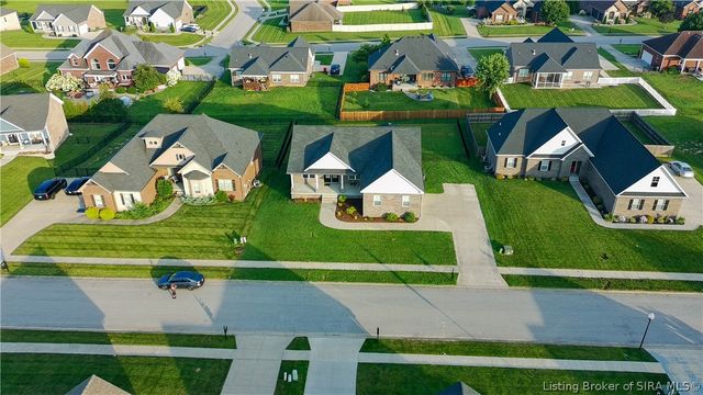 7012 Patriot Court, Charlestown, IN 47111