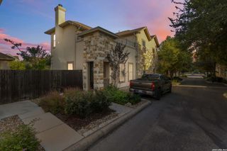 5923 Whitby Rd # 102, San Antonio, TX 78240