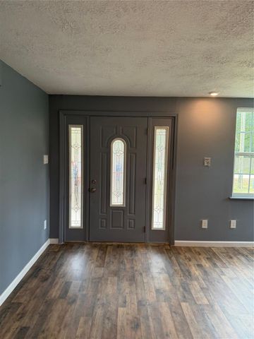 207 Robbie Road, Livingston, TX 77351