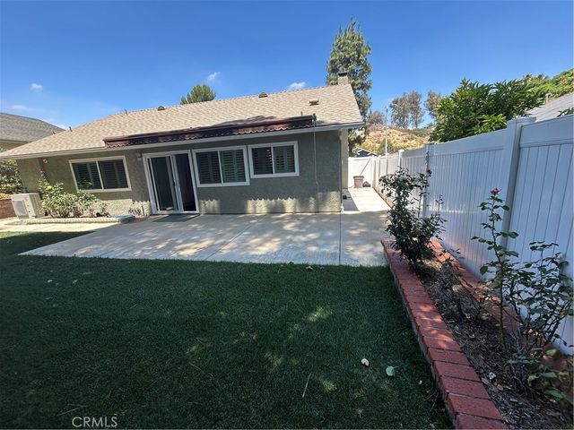 27554 Pamplico, Valencia, CA 91354
