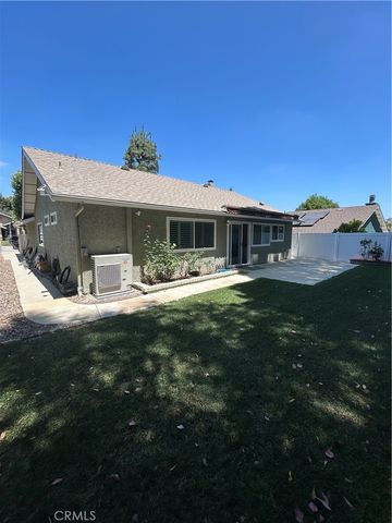 27554 Pamplico, Valencia, CA 91354