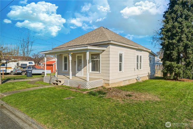 116 SW 9th Street, College Place, WA 99324