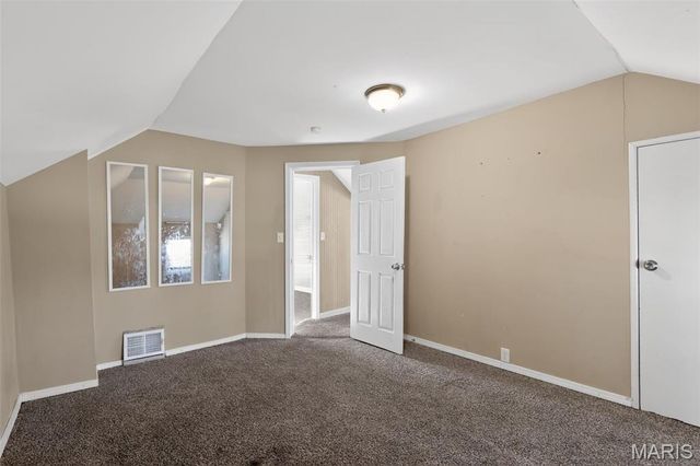 235 Military Road, St Louis, MO 63125