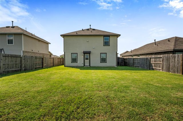 8638 Wooster Trails Drive, Baytown, TX 77521