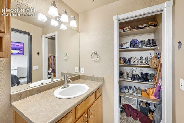 1447 Madison Ridge Heights D, Colorado Springs, CO 80904