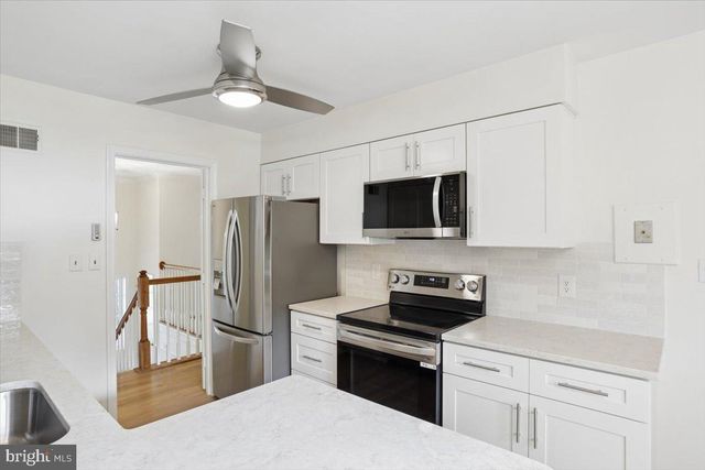 5414 RUMSEY PL, Fairfax, VA 22032