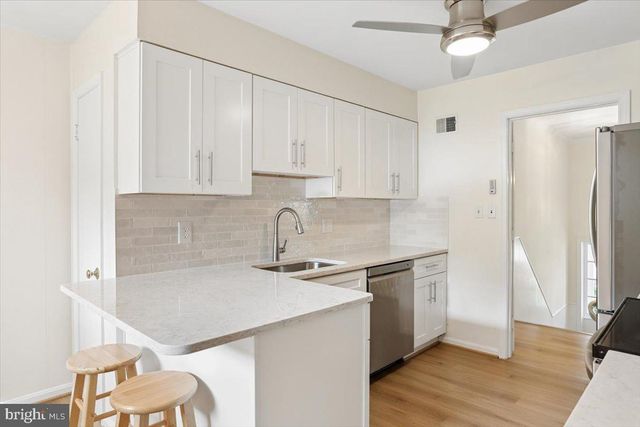 5414 RUMSEY PL, Fairfax, VA 22032