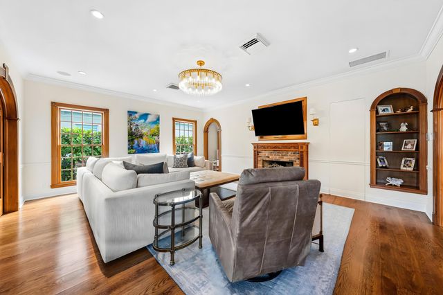 19153 SE Jupiter River Drive, Jupiter, FL 33458