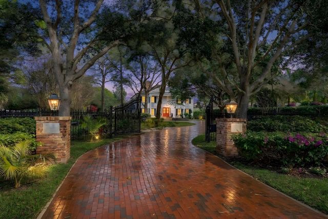 19153 SE Jupiter River Drive, Jupiter, FL 33458