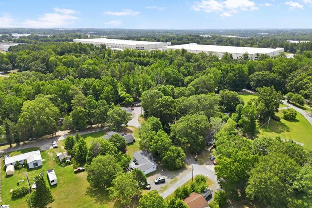 125 Old Lowe Court, Spartanburg, SC 29303