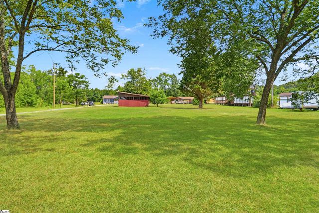 125 Old Lowe Court, Spartanburg, SC 29303