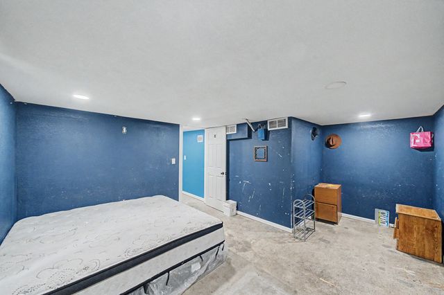 3708 Kinsey Avenue, Des Moines, IA 50317