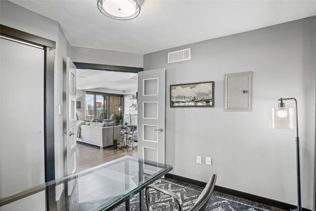 1000 Grandview Ave 405, Mt Washington, PA 15211