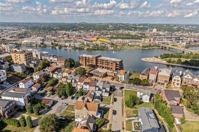 1000 Grandview Ave 405, Mt Washington, PA 15211