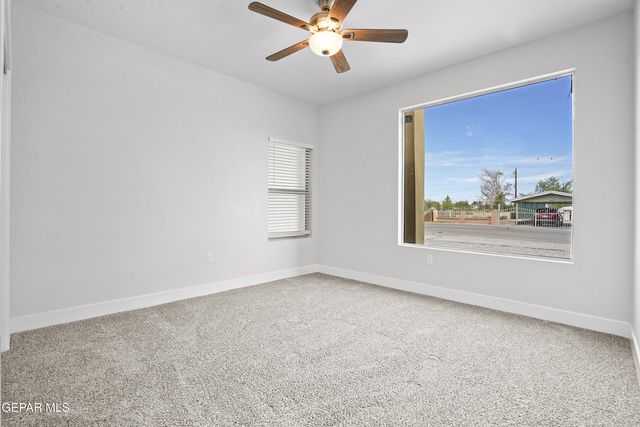 466 Sylvia Court, Socorro, TX 79927