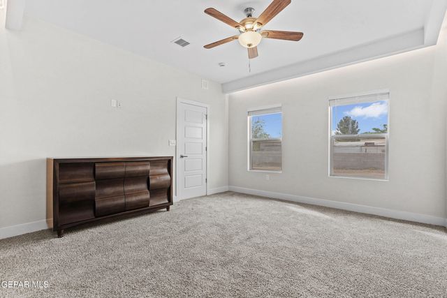 466 Sylvia Court, Socorro, TX 79927