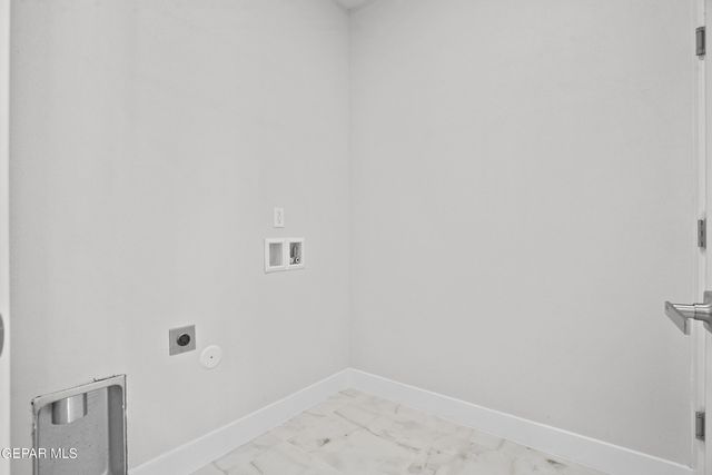 466 Sylvia Court, Socorro, TX 79927