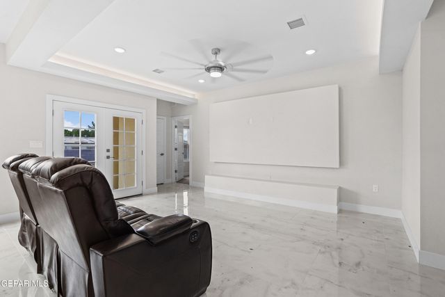 466 Sylvia Court, Socorro, TX 79927