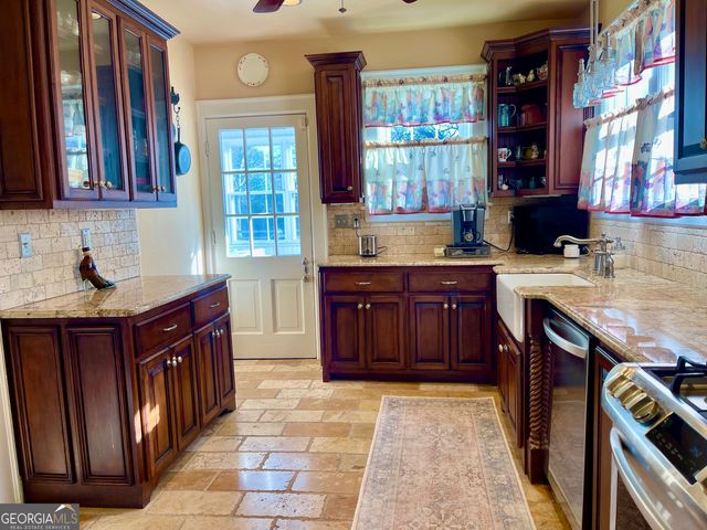 198 Pio Nono Avenue, Macon, GA 31204