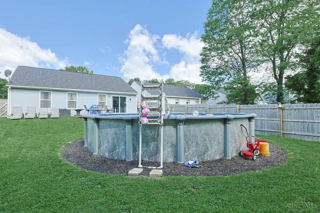 2003 Kenway Place, Middletown, OH 45044