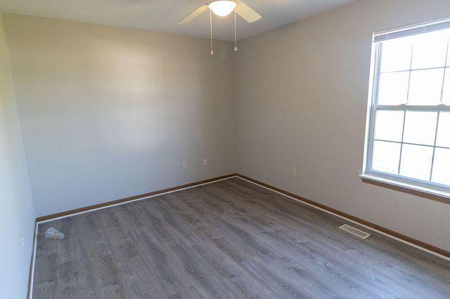 1507 NATIVE DANCER CT, Columbia, MO 65202