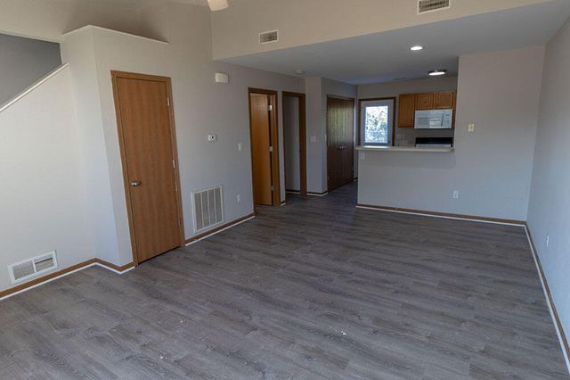 1507 NATIVE DANCER CT, Columbia, MO 65202