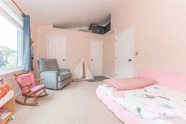 7042 Indian Wells Drive, Ypsilanti, MI 48197